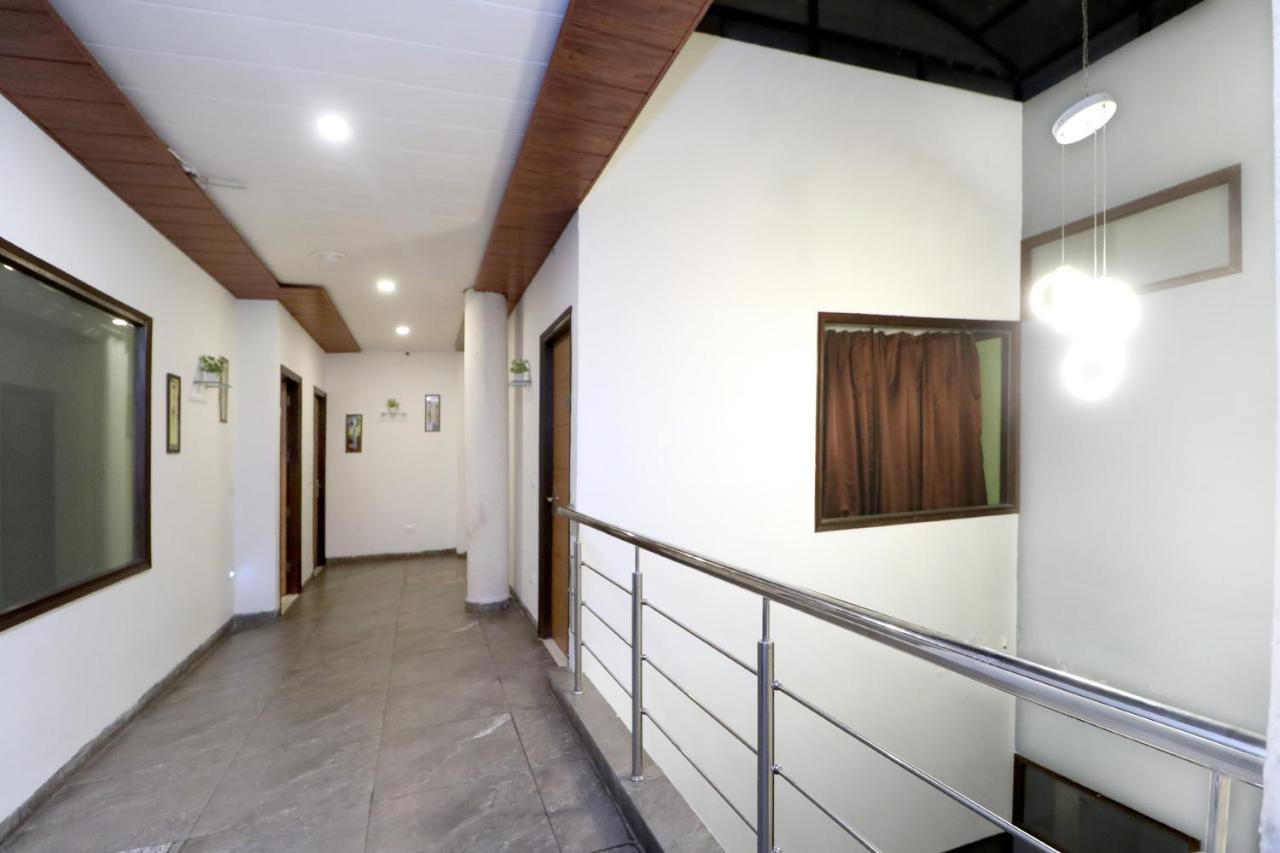 Hotel Seven- Center Of City Chandīgarh Exterior foto